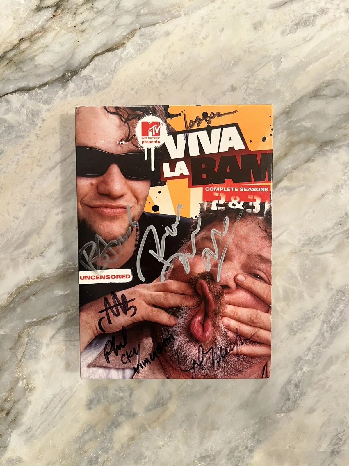 Ryan Dunn, Bam Margera, Phil Margera, April Margera, raab himself — Viva La Bam - Cast Signed 13x - Ryan Dunn, Bam Margera, + more! . JSA S2+3 2004, изображение 2
