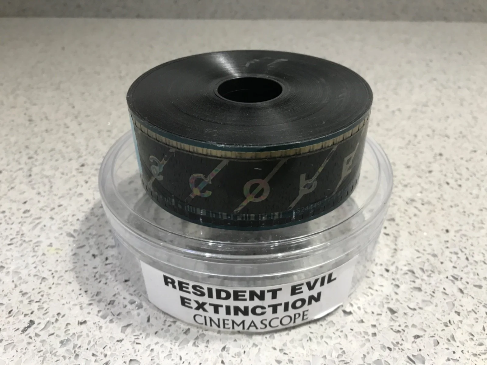 35mm Movie Trailer Film Cell Cinema Reel - RESIDENT EVIL EXTINCTION v1 (2007), изображение 2