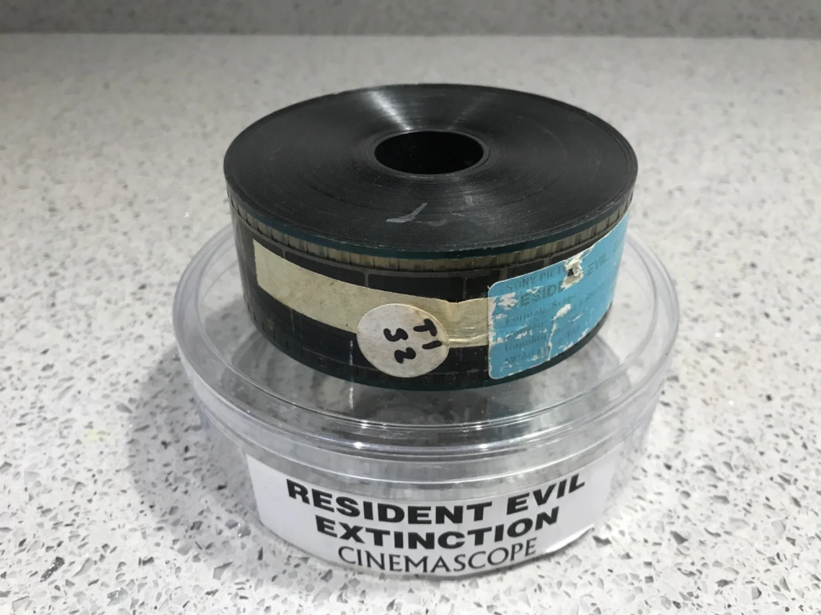 35mm Movie Trailer Film Cell Cinema Reel - RESIDENT EVIL EXTINCTION v1 (2007), изображение 3