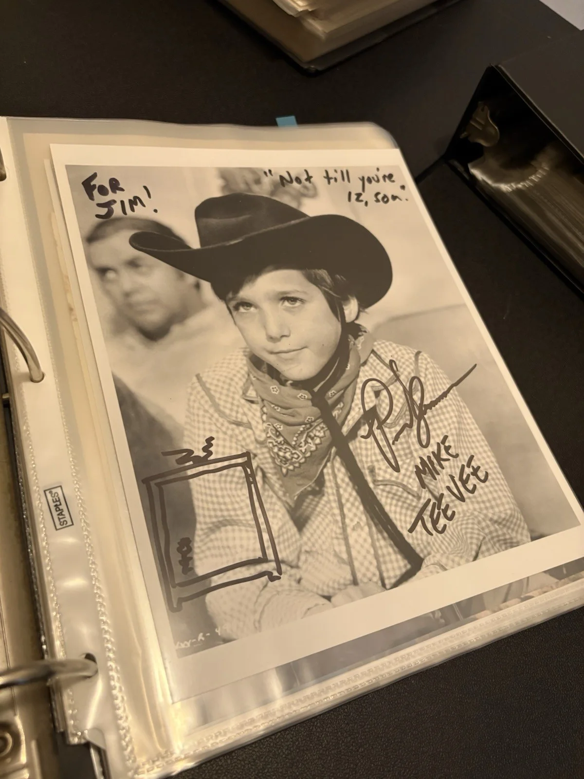 Paris Themmen Signed 8x10 B&W Photo - Willy Wonka Mike Teevee Inscribed To Jim, изображение 2