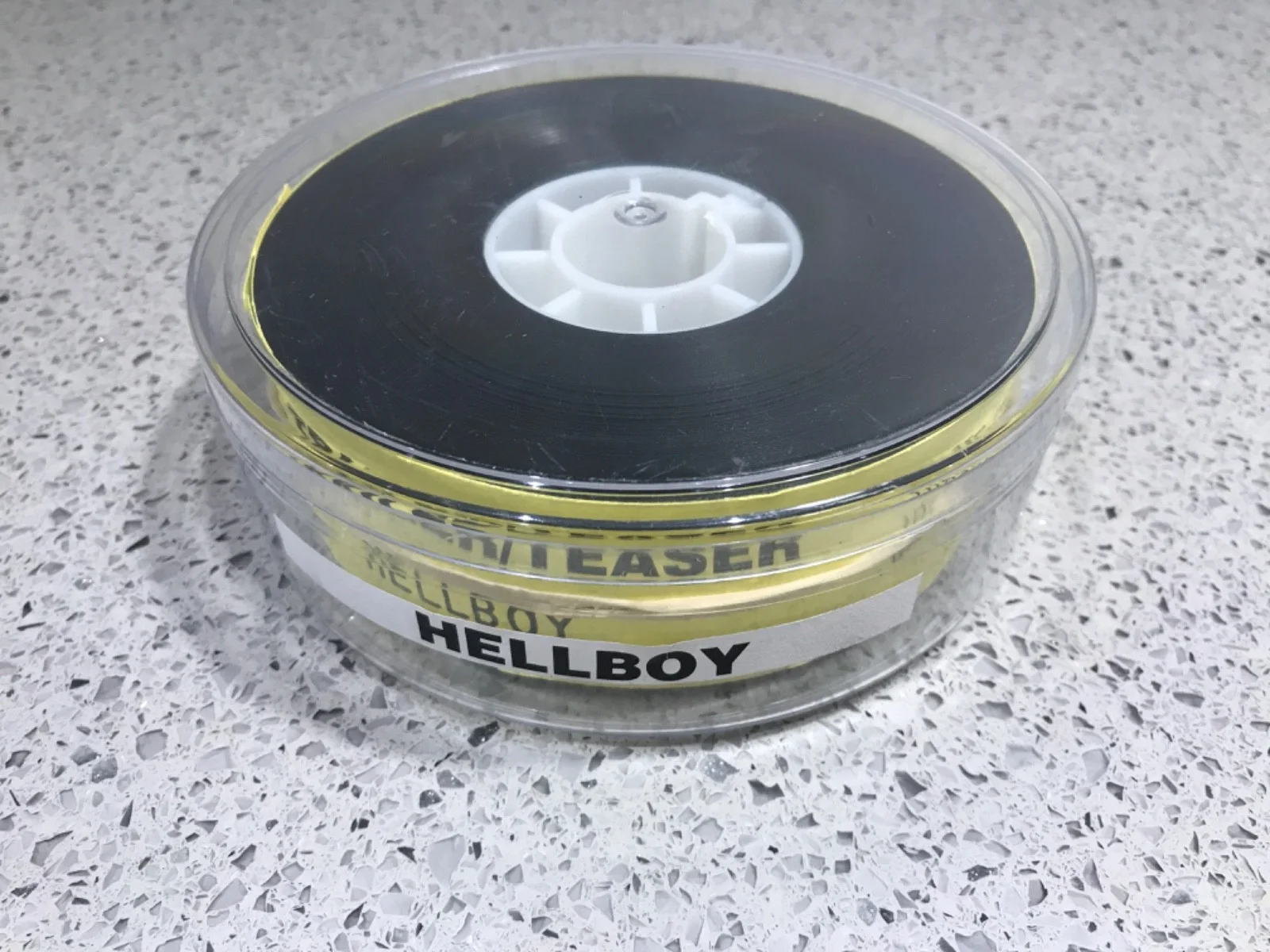 35mm Movie Trailer Film Cell Cinema Reel - HELLBOY (2004) - Ron Perlman, изображение 3