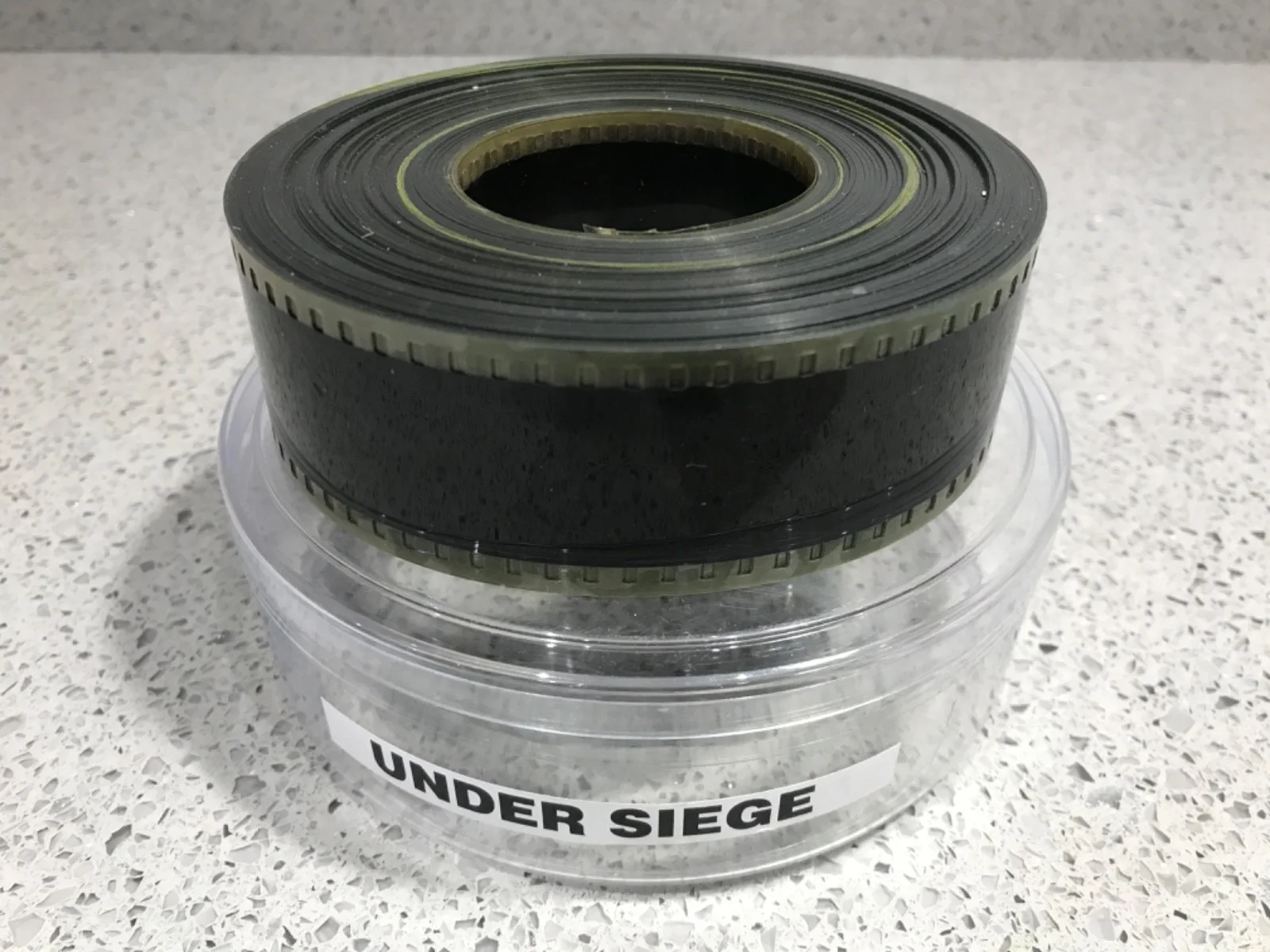 35mm Movie Trailer Film Cell Cinema Reel Scope UNDER SIEGE (1992) Steven Seagal, изображение 2