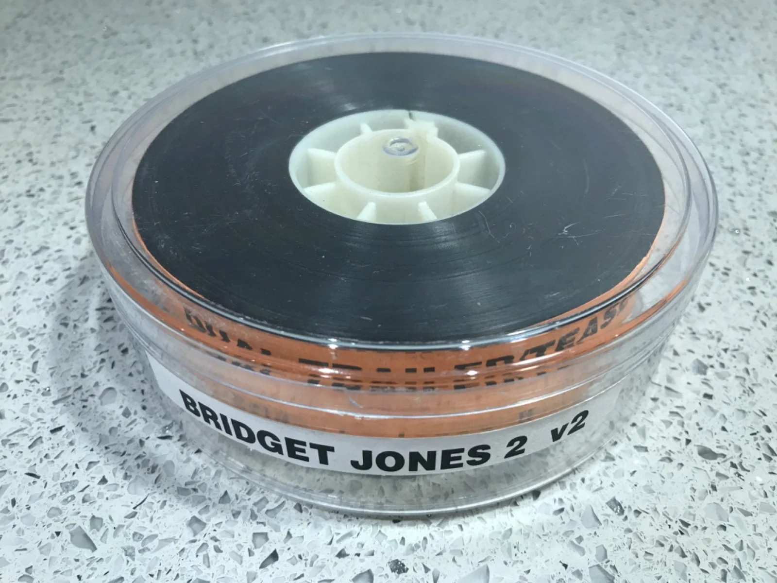35mm Movie Trailer Film Cell Cinema Reel BRIDGET JONES EDGE OF REASON v2 (2004), изображение 3