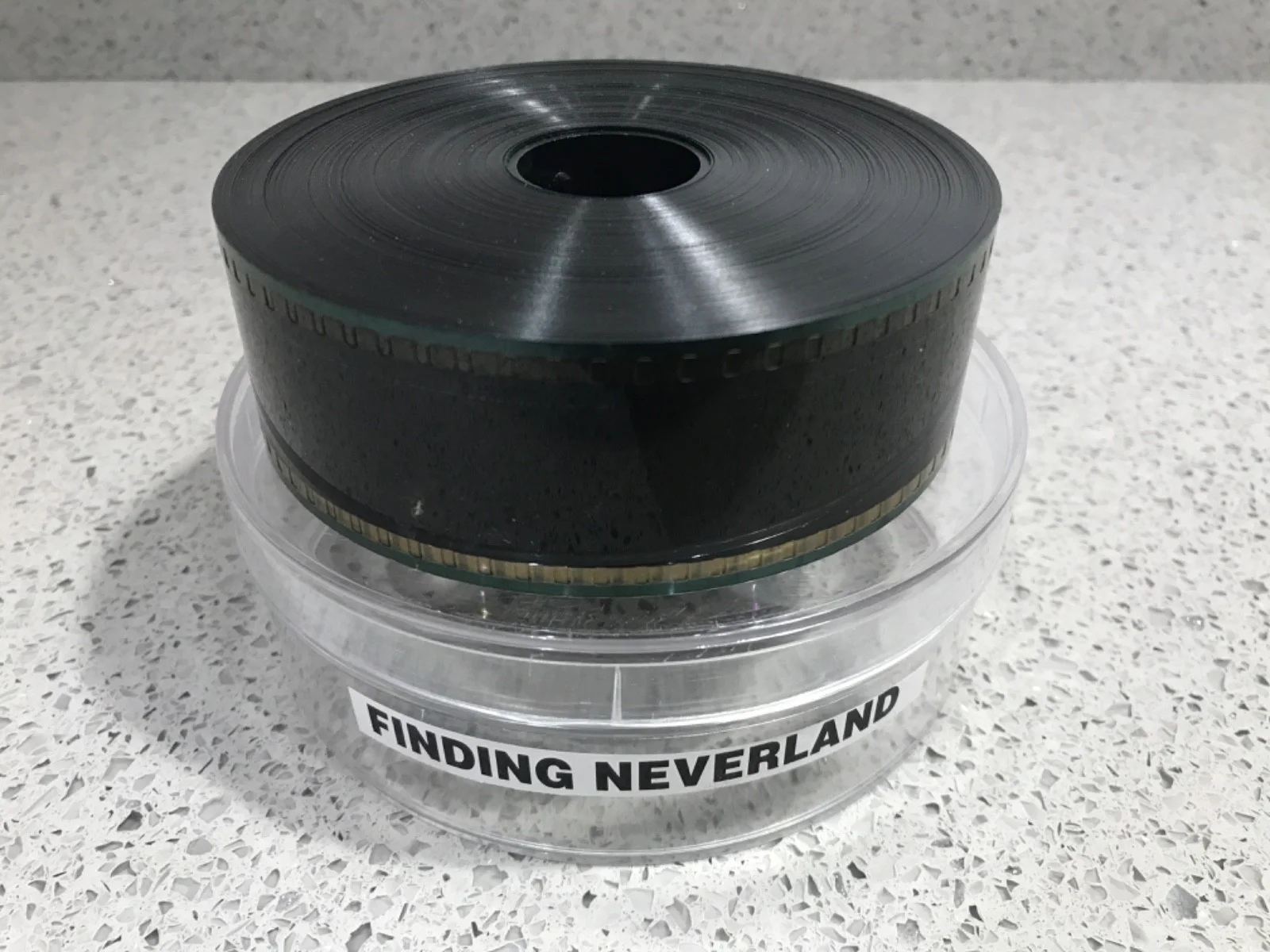 35mm Movie Trailer Film Cell Cinema Reel FINDING NEVERLAND (2004) - Johnny Depp, image 2