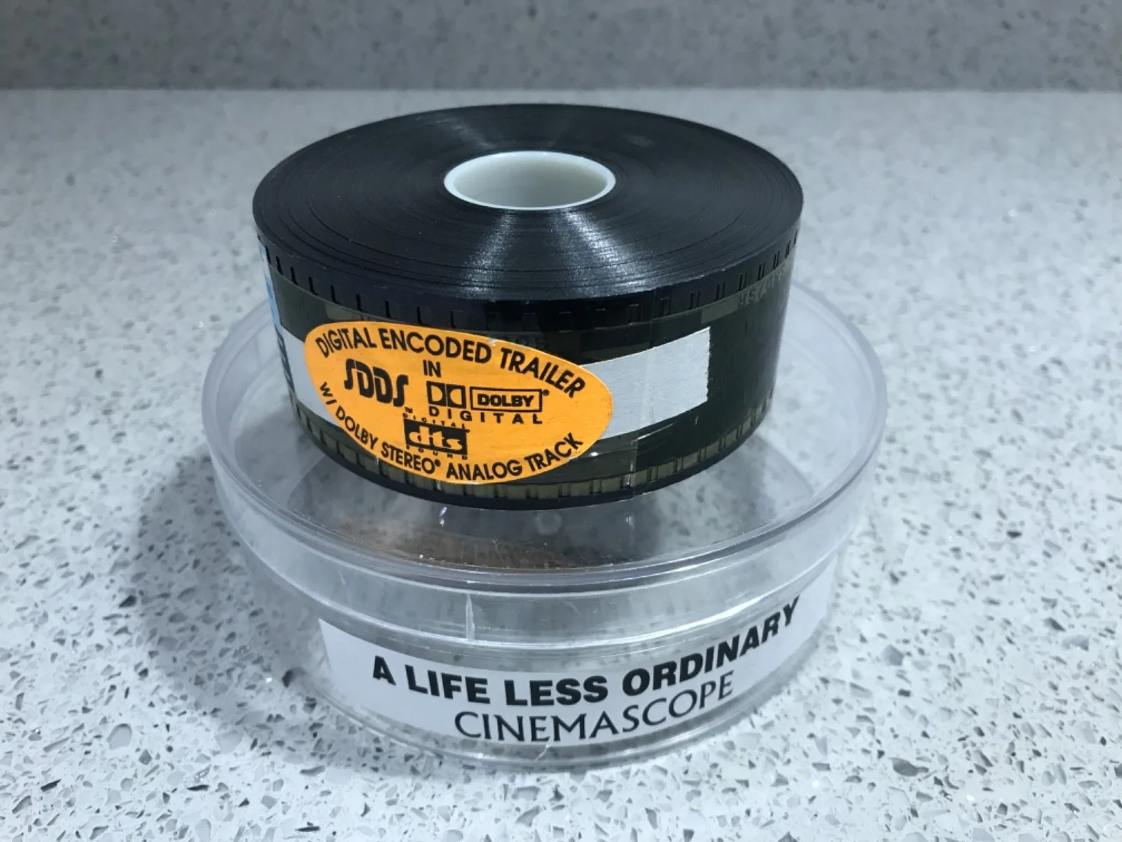 35mm Movie Trailer Film Cinema Reel - A LIFE LESS ORDINARY (1997) - Cameron Diaz, изображение 2