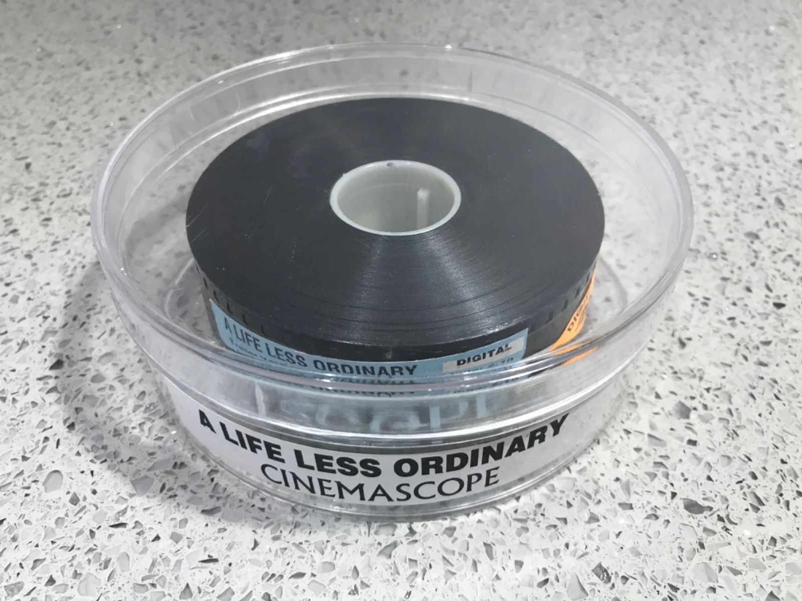 35mm Movie Trailer Film Cinema Reel - A LIFE LESS ORDINARY (1997) - Cameron Diaz, изображение 4