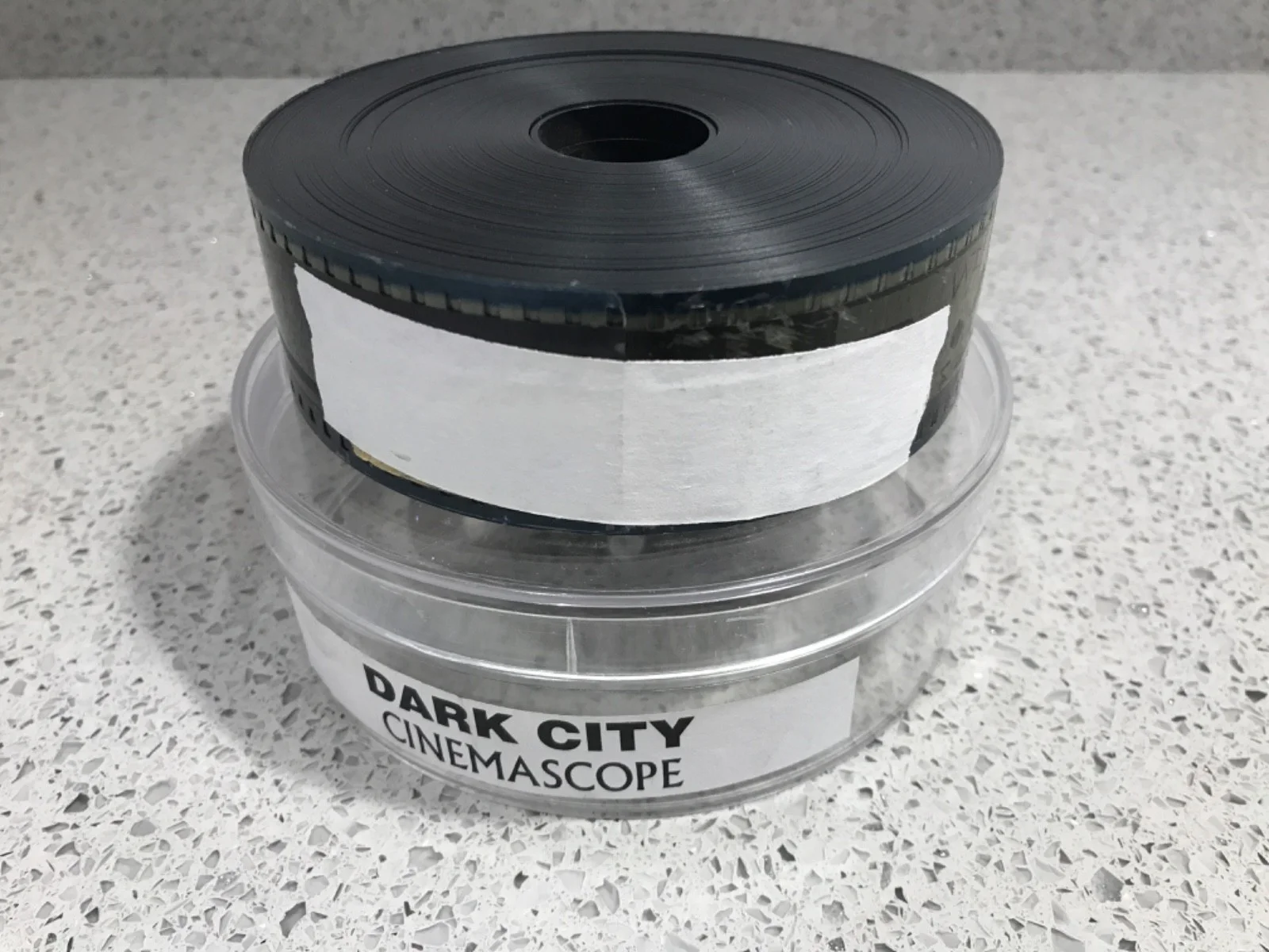 35mm Movie Trailer Film Cell Cinema Reel - DARK CITY (1998) - Kiefer Sutherland, изображение 3