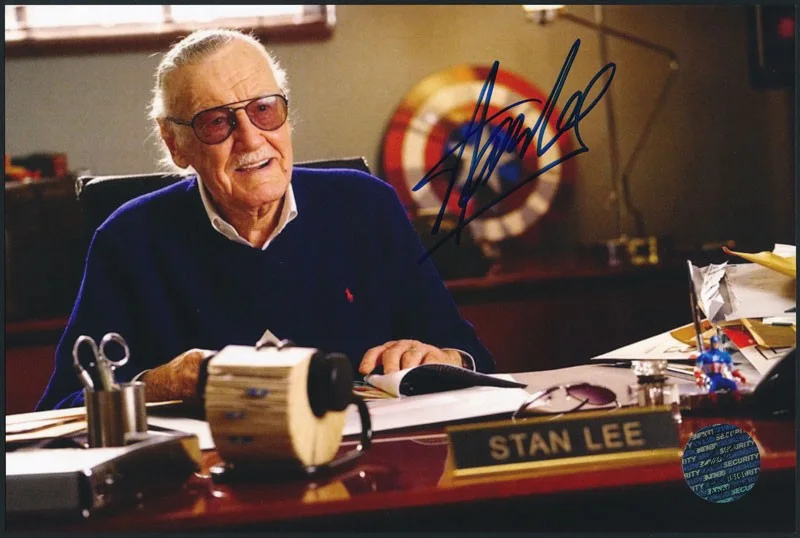 Stan Lee — Stan Lee Authentic Autographed Photo Excelsior Approved Hologram Captain America