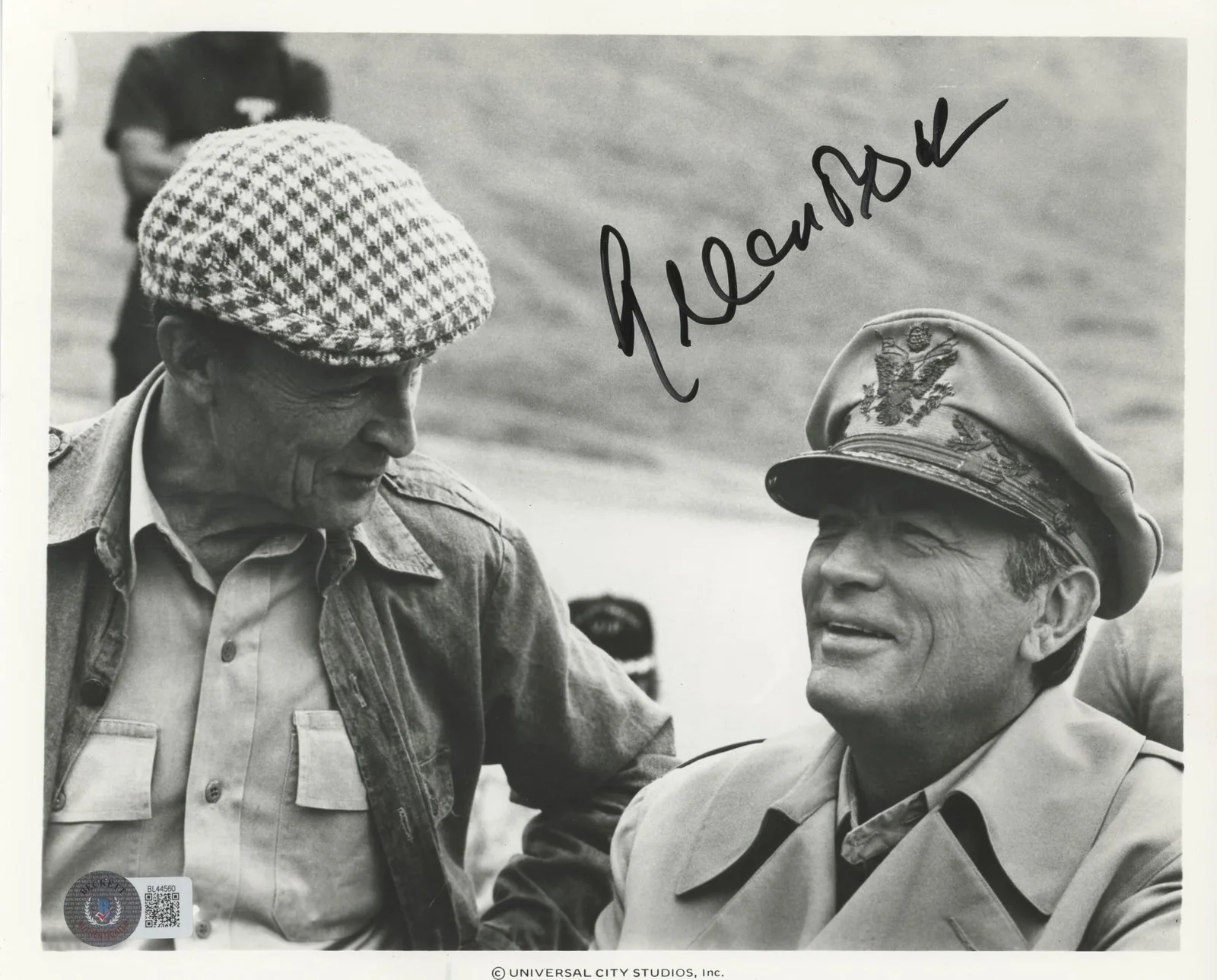 Gregory Peck — Gregory Peck MacArthur Authentic Signed 8x10 Photo Autographed BAS #BL44560, image 3