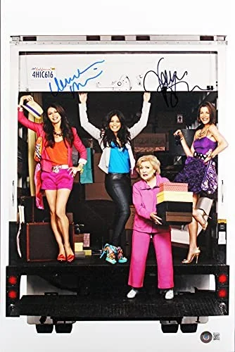 Valerie Bertinelli, Wendy Malick — Valerie Bertinelli & Wendy Malick Hot in Cleveland Signed 12x18 Photo BAS 1, image 2