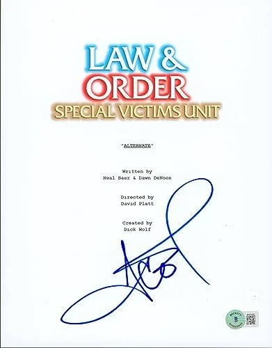 Ice-T — Ice-T Law & Order SVU Authentic Signed 8.5x11 Script Cover Photo BAS #BH01620, изображение 2