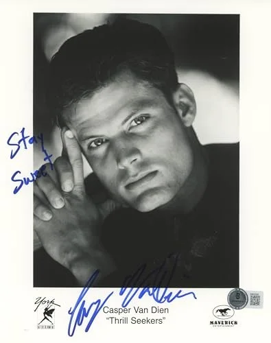 Casper Van Dien — Casper Van Dien Thrill Seekers "Stay Sweet" Signed 8x10 Photo BAS #BM03306, изображение 2
