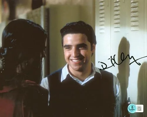 David Krumholtz — David Krumholtz The Santa Clause Authentic Signed 8x10 Photo BAS #BN30221, image 2