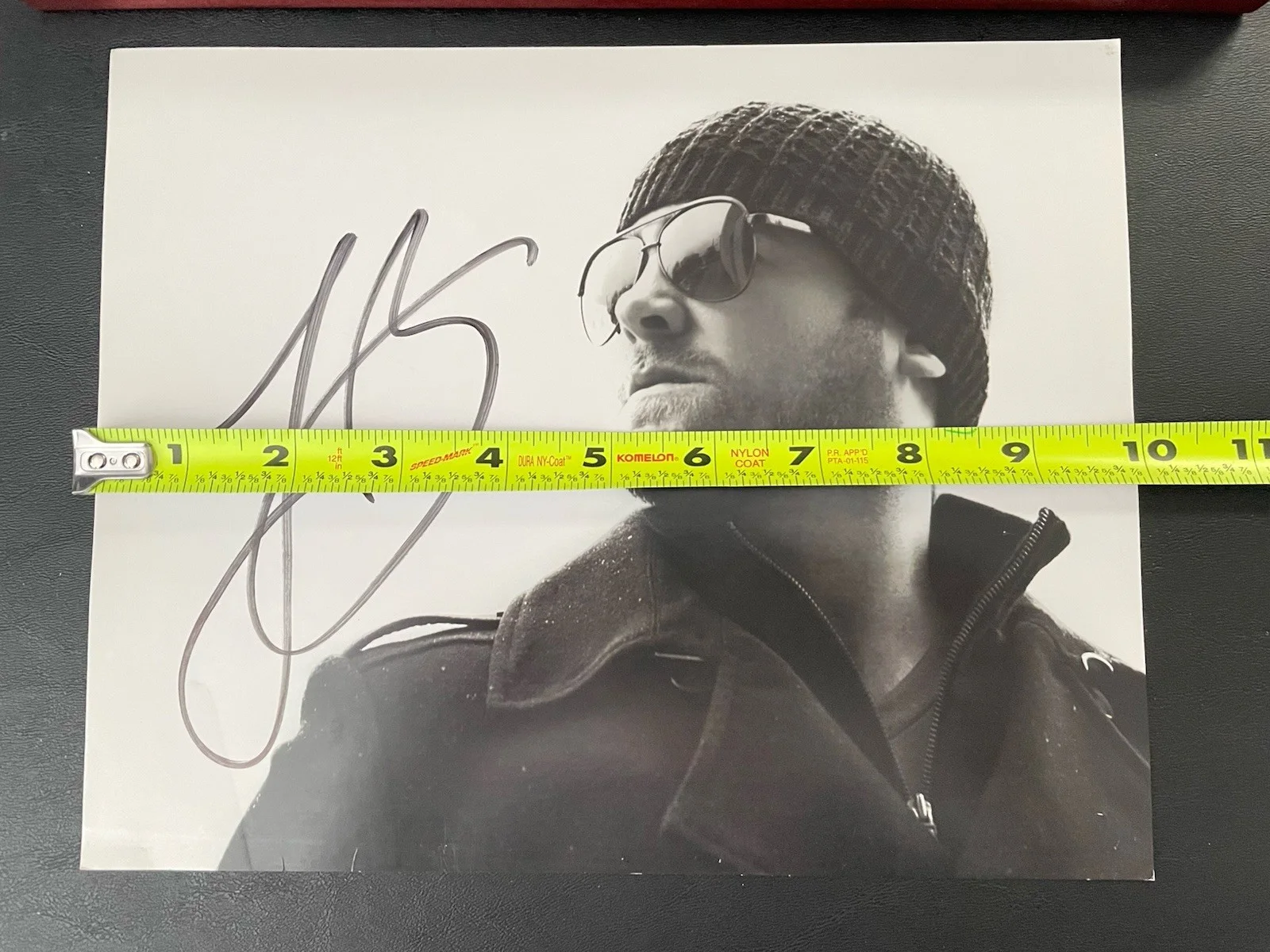 Lee Brice signed photo, comes with the frame!, image 3