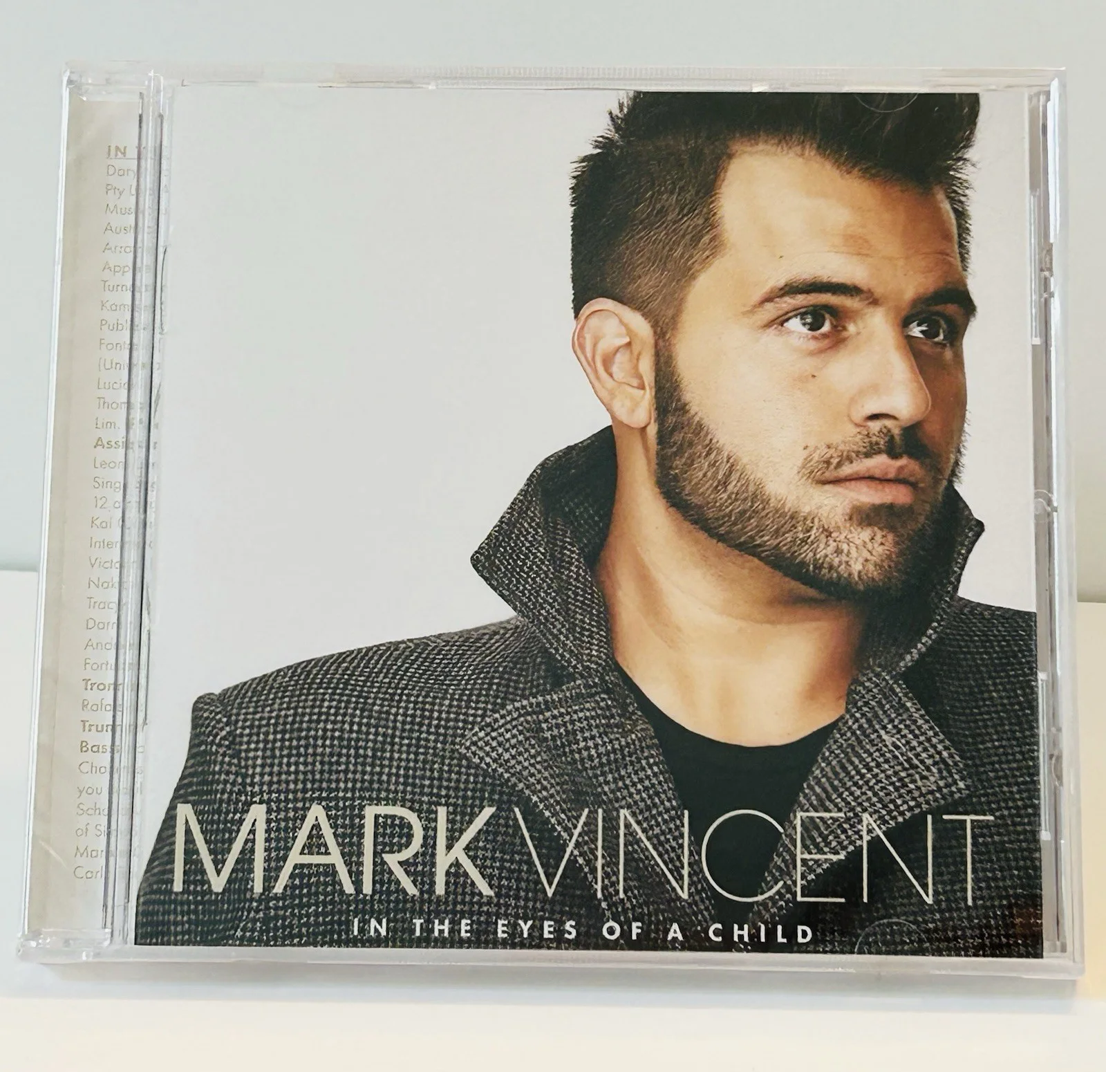 2 Mark Vincent Australian Classical Crossover Pop Singer CDs w/ Signed Photo, image 3