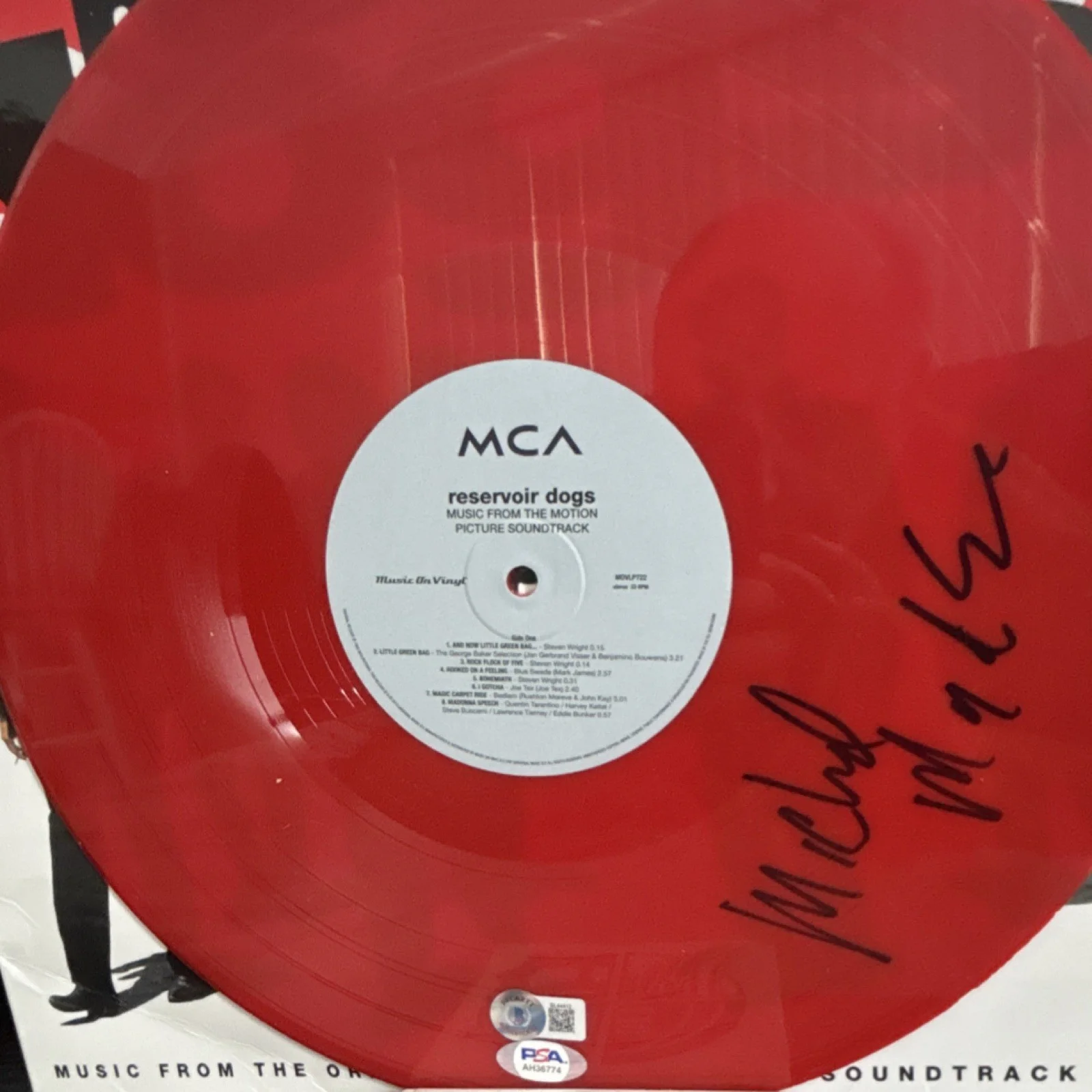 Reservoir Dogs Soundtrack Autographed Michael Madsen Red Vinyl Record MCA PSA, изображение 2