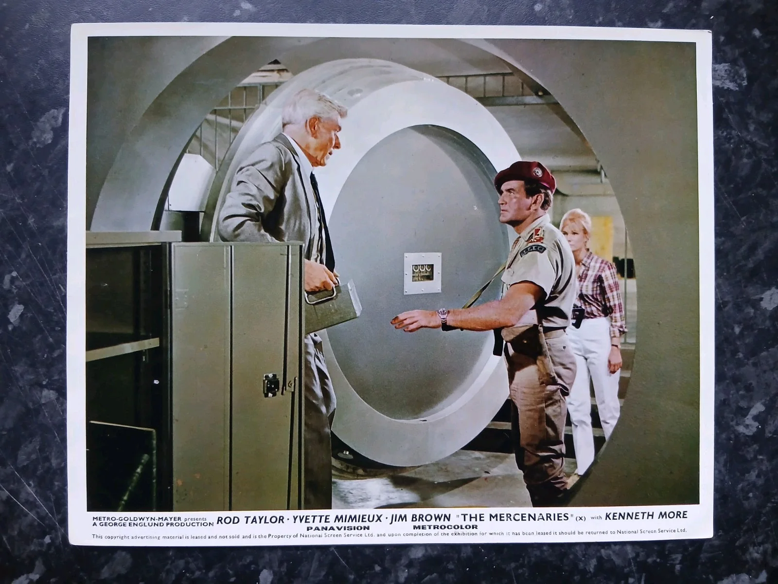 THE MERCENARIES, AKA DARK OF THE SUN. SET OF 8 LOBBY CARDS. ROD TAYLOR, изображение 5