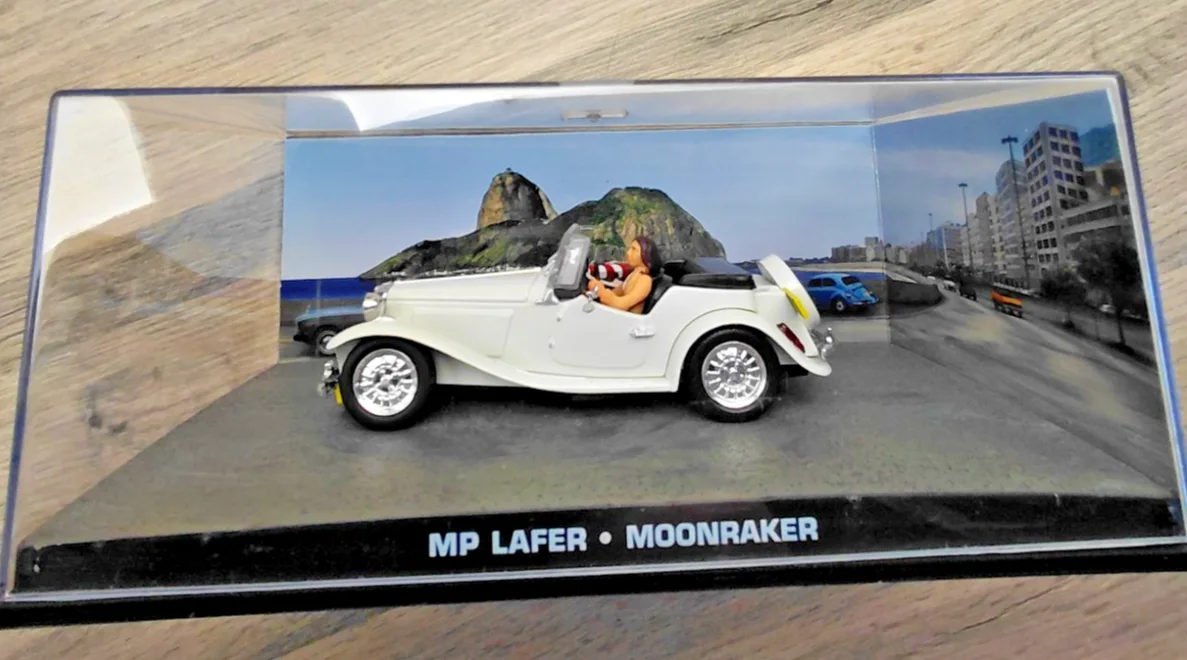 James Bond Movie vehicle from Moonraker, image 2