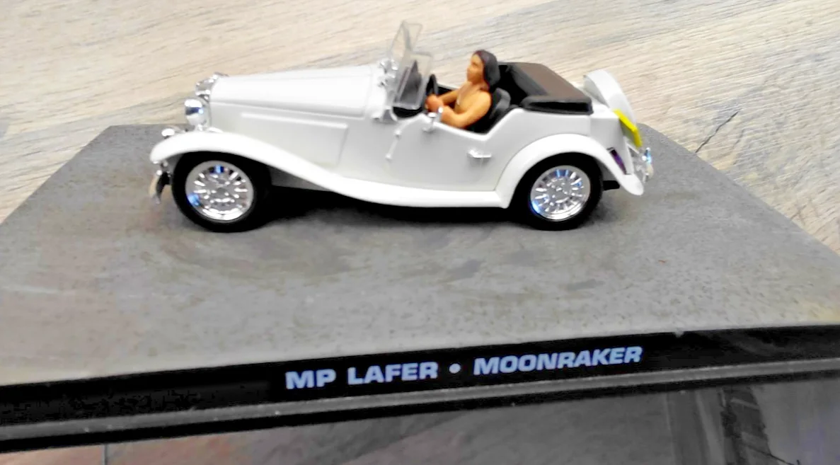 James Bond Movie vehicle from Moonraker, image 4