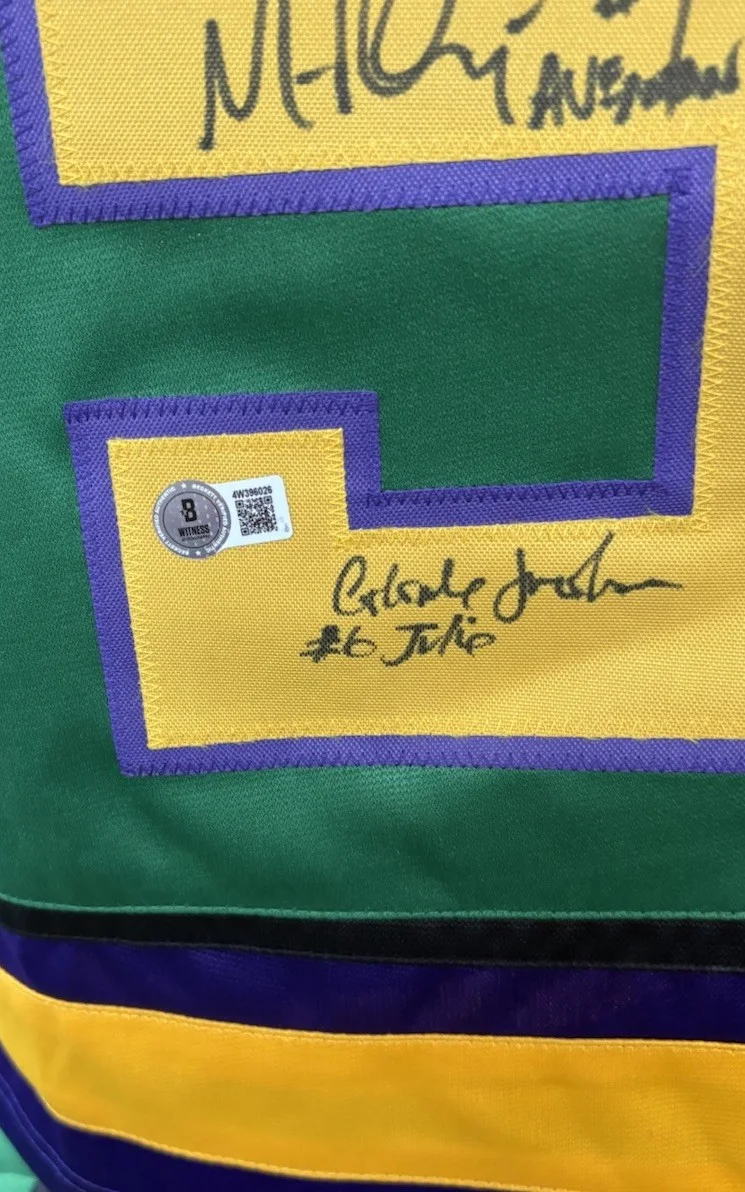 The Mighty Ducks — The Mighty Ducks Cast Signed Green Hockey Sweater Jersey 9 Sigs Beckett Witness, изображение 4