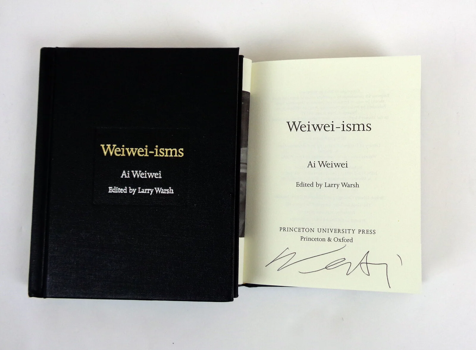 Ai Weiwei — Ai Weiwei Artist Signed Autograph Weiwei-isms Book PSA/DNA COA, image 2