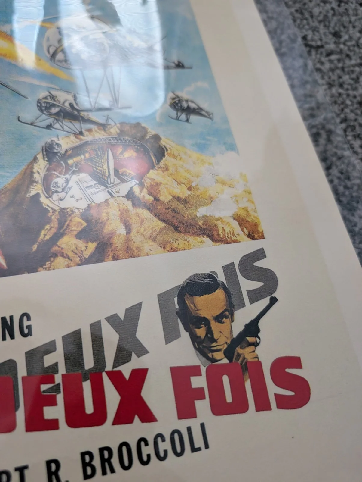 Original French Movie Poster You Only Live Twice. Purchased In Sain Paris., изображение 4