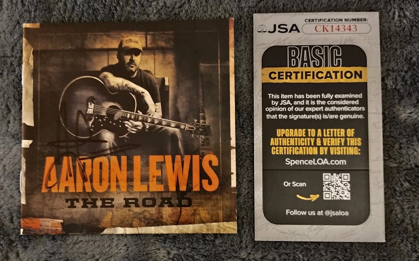 AARON LEWIS SIGNED GUITAR PLAYING CD THE ROAD CUSTOM FRAMED STAIND JSA CF14343 #, image 3