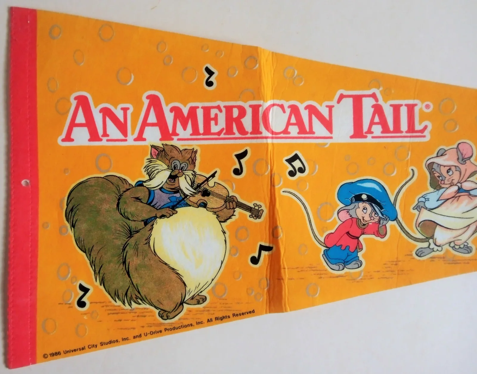 An American Tail Felt Flag Pennant & 7" Vinyl Record, image 3