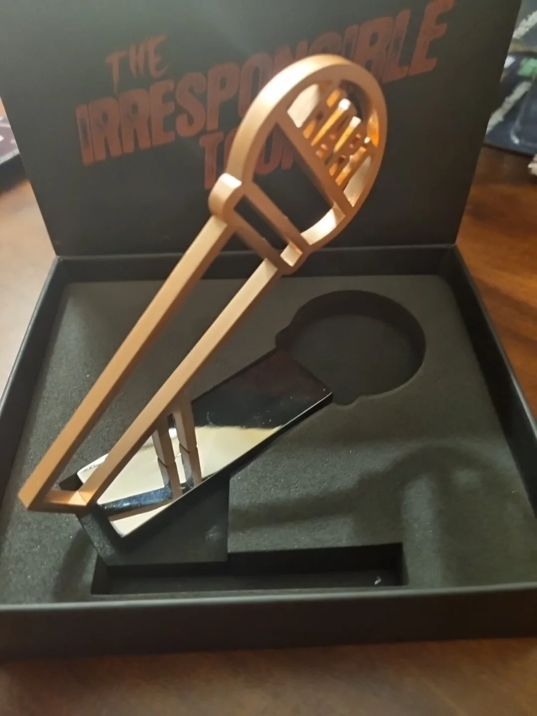Kevin Hart Irresponsible Tour Limited Edition Hart Microphone Statue VIP Gift, image 3