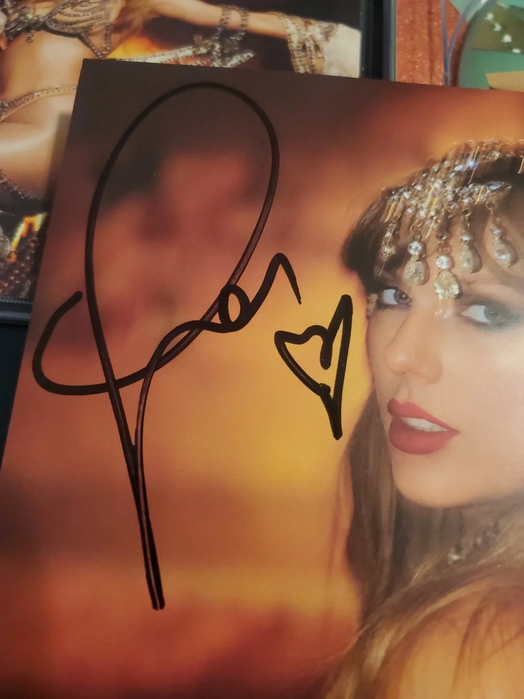Taylor Swift The Life Of A Showgirl signed cd photo #1 DOUBLE HEART, изображение 2