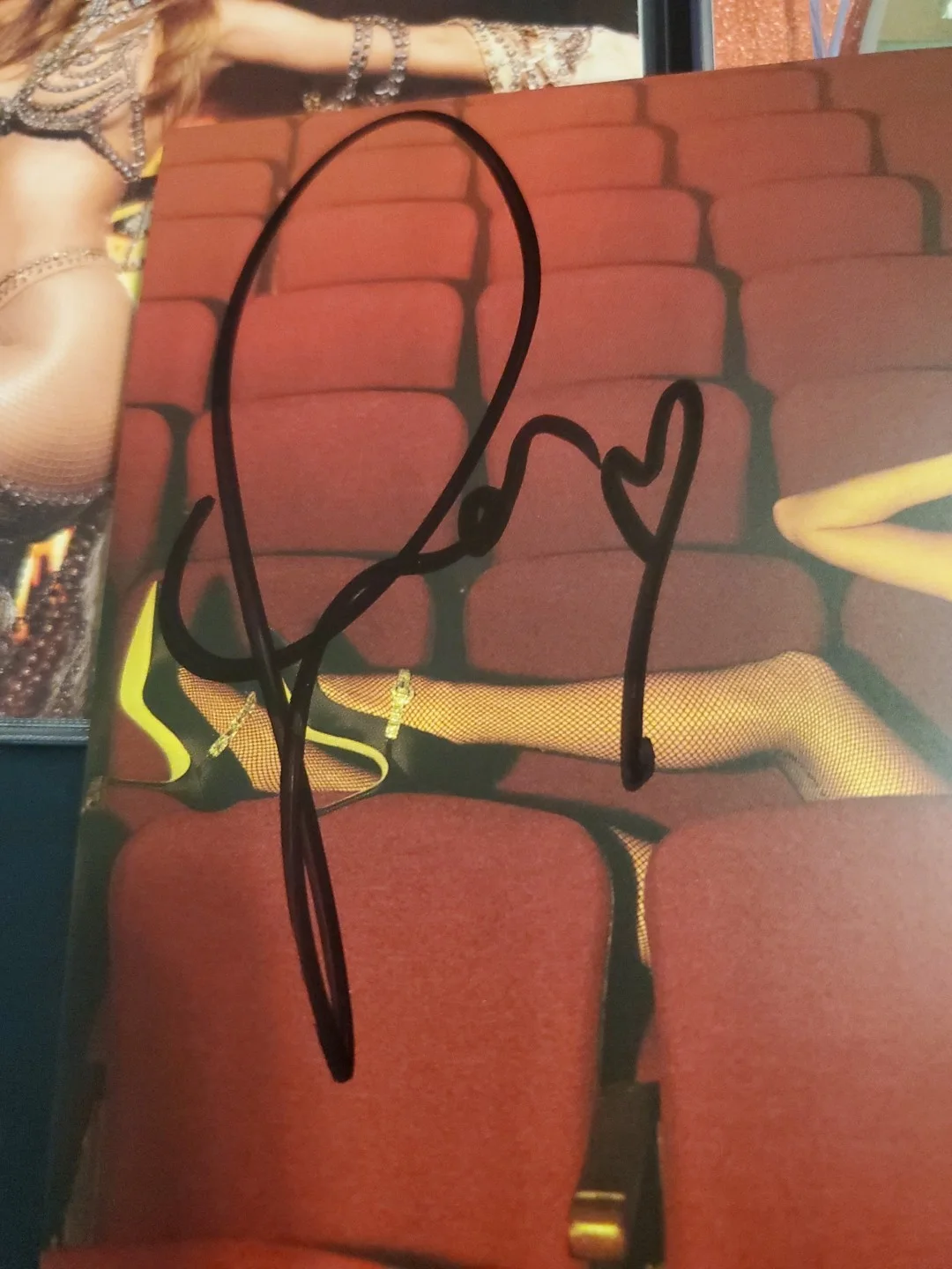 Taylor Swift Signed TLOAS #4, image 2