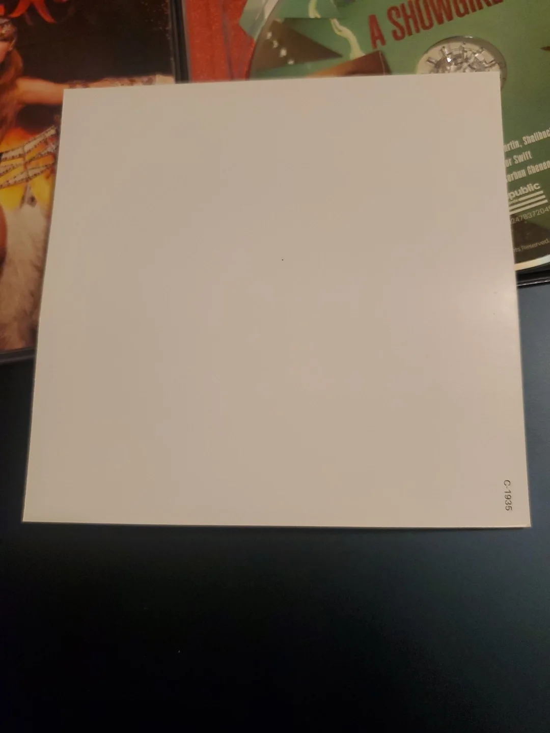 Taylor Swift Signed TLOAS #3, image 3
