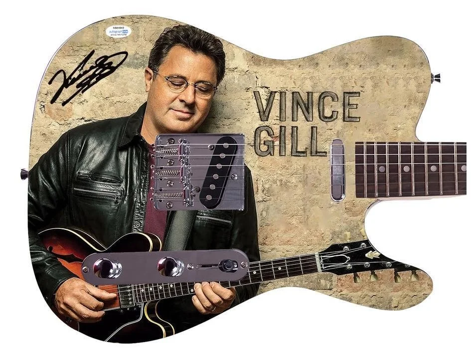 Vince Gill Signed Autographed Album LP CD Graphics Photo Guitar ACOA, изображение 3