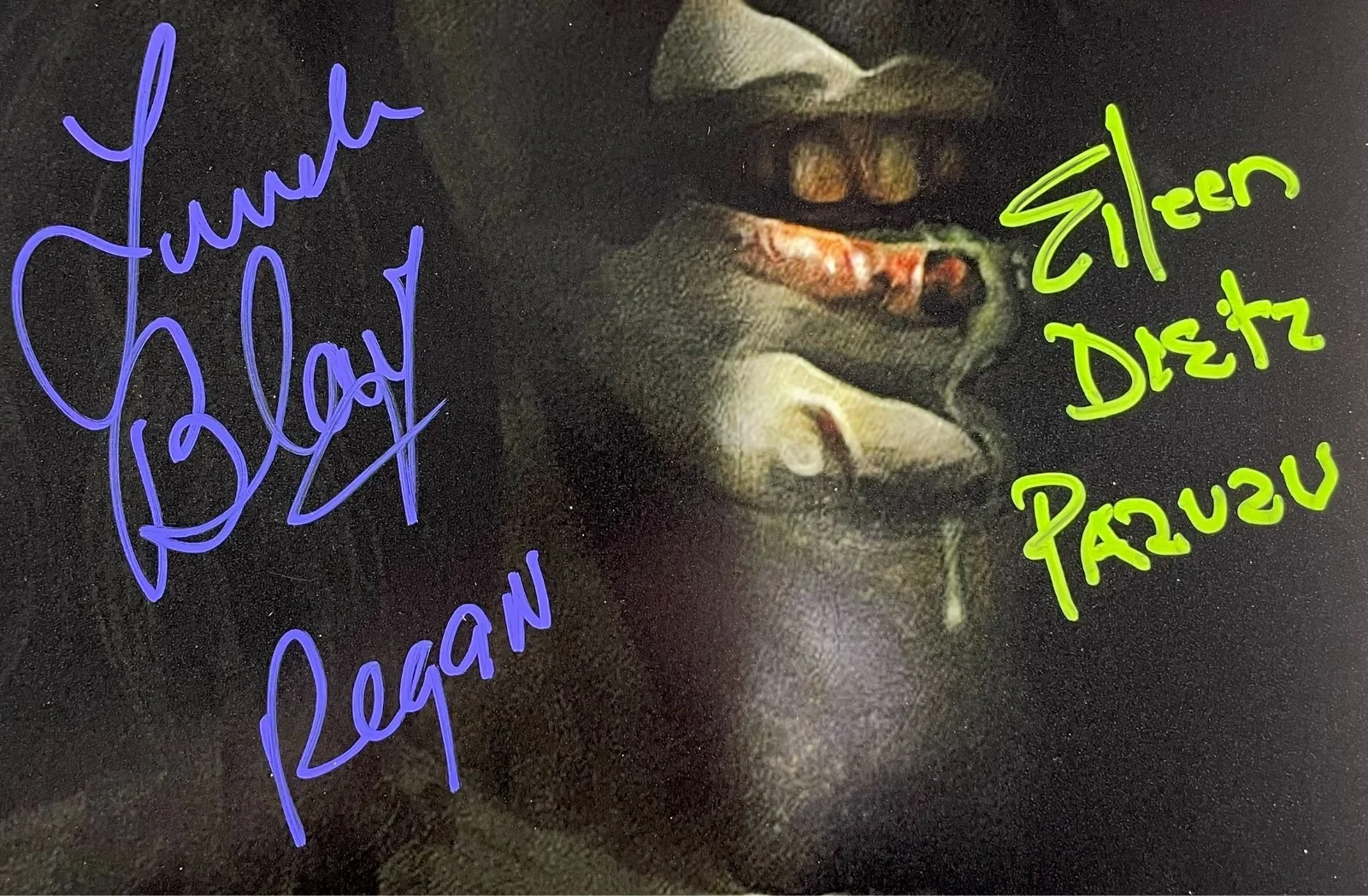 Linda Blair — Linda Blair & Eileen Dietz Signed The Exorcist 11x17 Movie Poster JSA COA, изображение 2