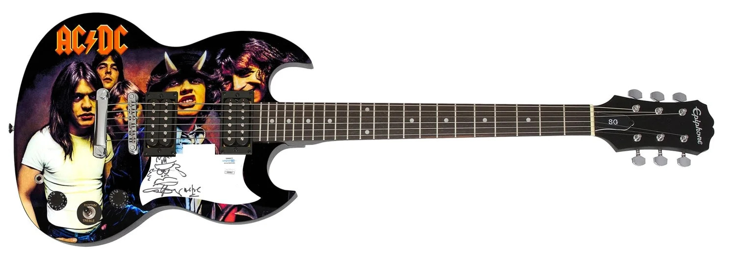 Angus Young AC/DC Autographed Sketch Graphics Highway To Hell Epiphone SG Guitar, изображение 2