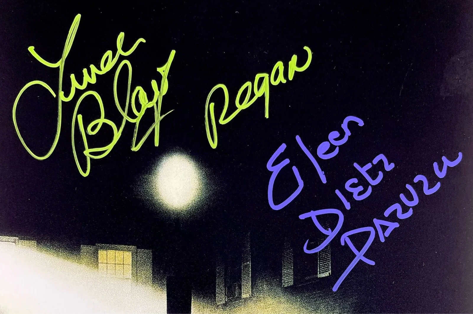 Linda Blair — Linda Blair & Eileen Dietz Signed The Exorcist 11x17 Movie Poster JSA COA, изображение 2