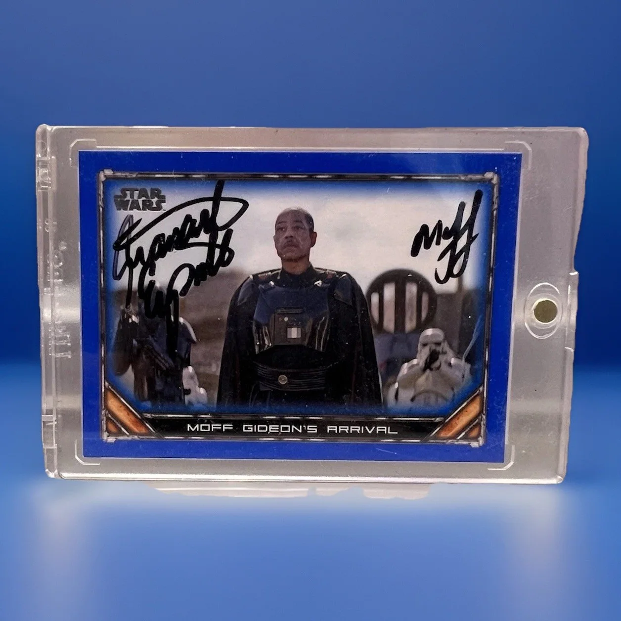 Giancarlo Esposito — Giancarlo Esposito Signed Mandalorian Blue Parallel Card Moff Gideon Star Wars