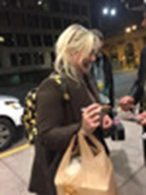 Elle King Autographed "Tatted Up" Custom 1/1 Signature Edition Graphics Guitar, изображение 4