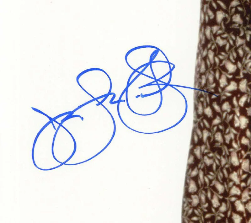 JULIA LOUIS DREYFUS SIGNED AUTOGRAPHED 11x14 PHOTO ELAINE SEINFELD BECKETT BAS, image 2