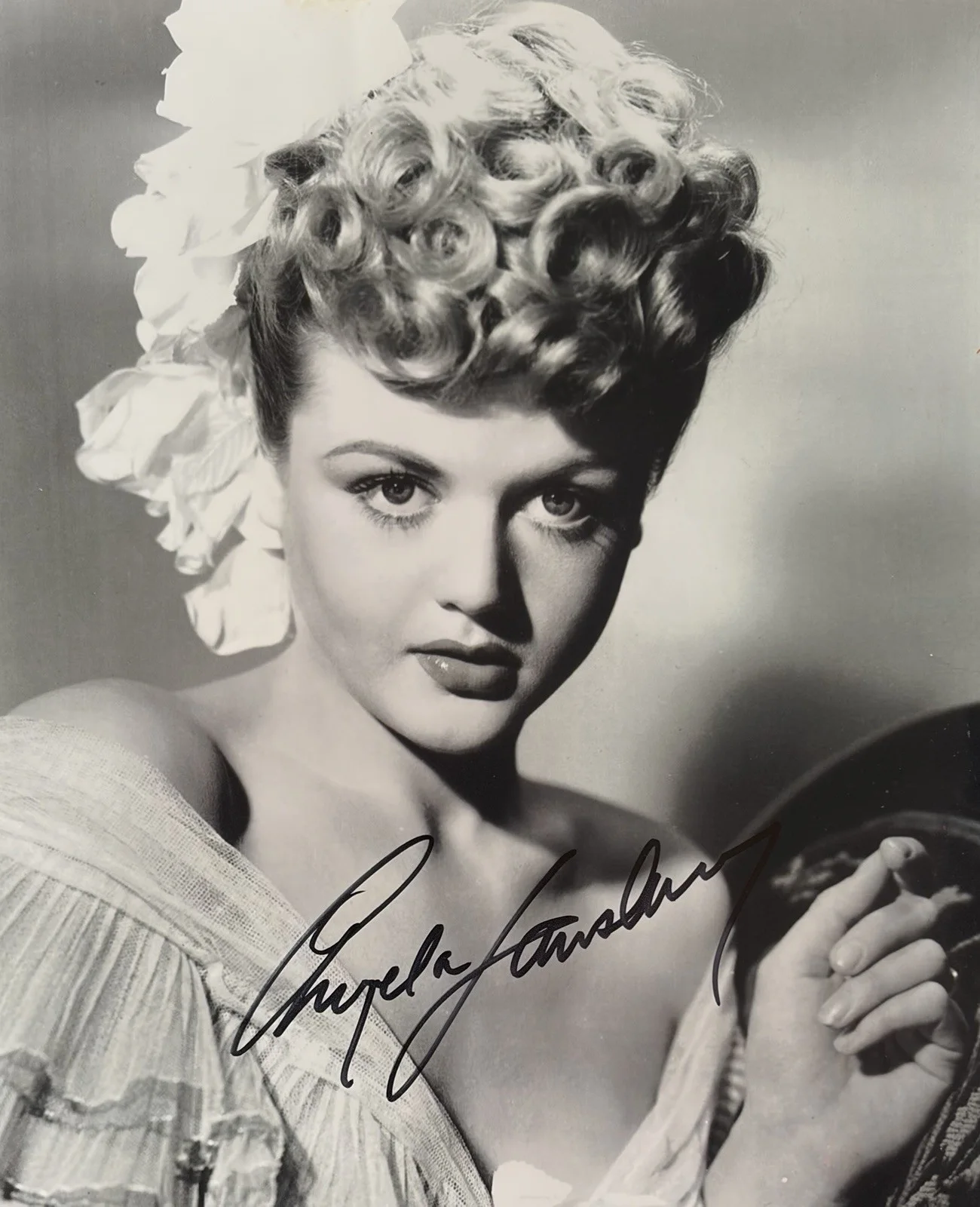 Angela Lansbury — Angela Lansbury Signed Autographed 8 X10 Photo"Murder She Wrote" JSA certified