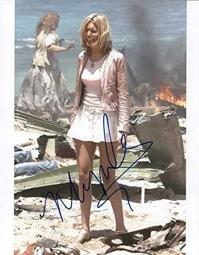 Maggie Grace — Maggie Grace Signed Autographed "Lost" Color Glossy 8x10 Photo