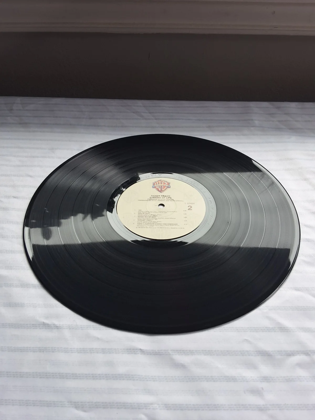 Randy Travis Autographed Storms of Life Original Vinyl Album, image 5
