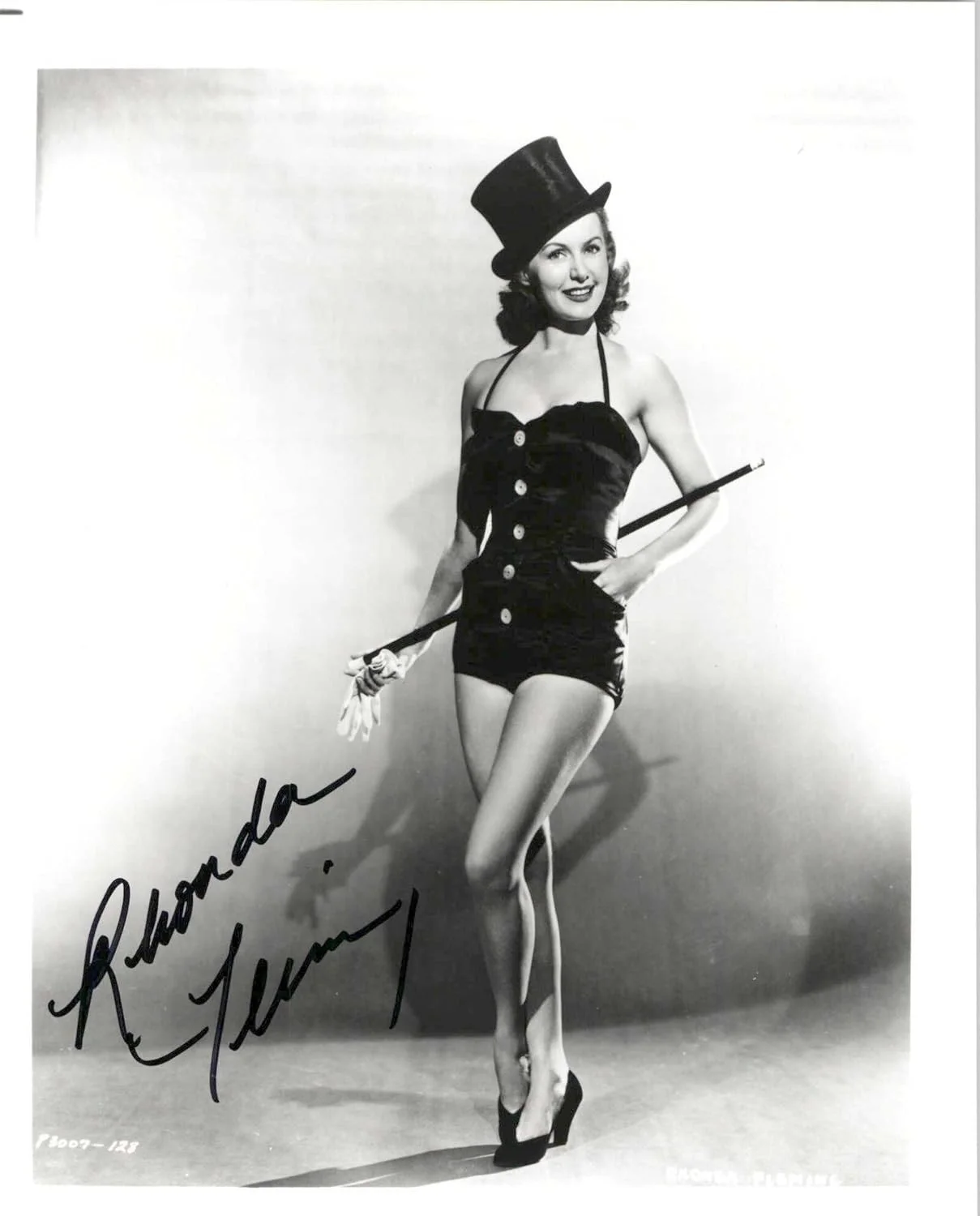 Rhonda Fleming — Rhonda Fleming (d. 2020) Signed Autographed Glossy 8x10 Photo