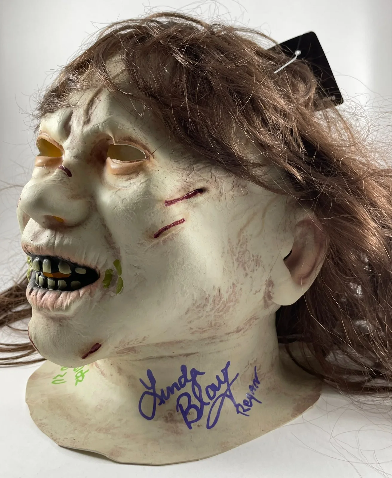 Linda Blair — Linda Blair & Eileen Dietz Signed Spirit The Exorcist Regan Mask JSA COA, изображение 4