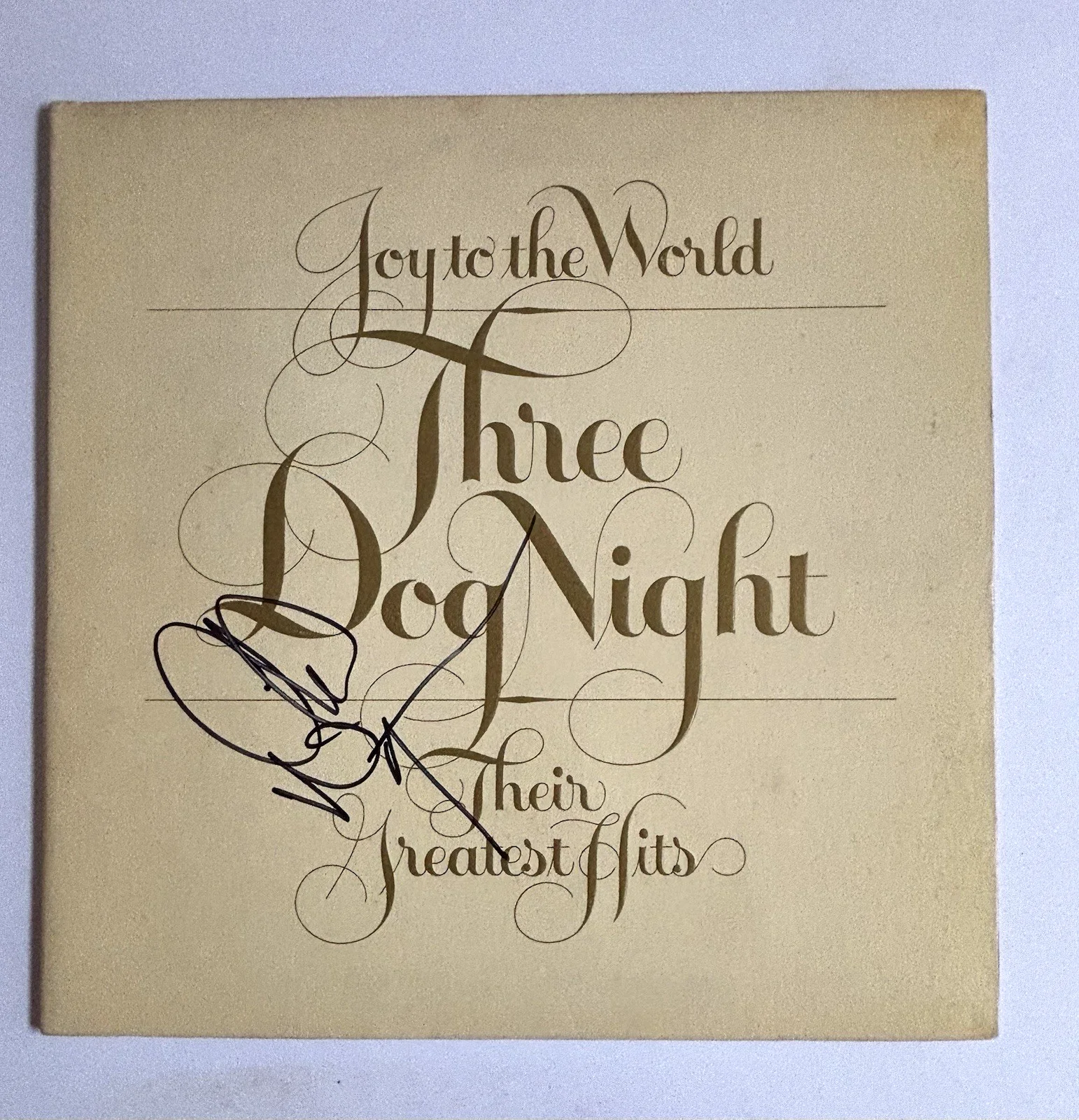 CHUCK NEGRON Signed THREE DOG NIGHT Vinyl Album Greatest Hits JOY TO THE WORLD, изображение 2