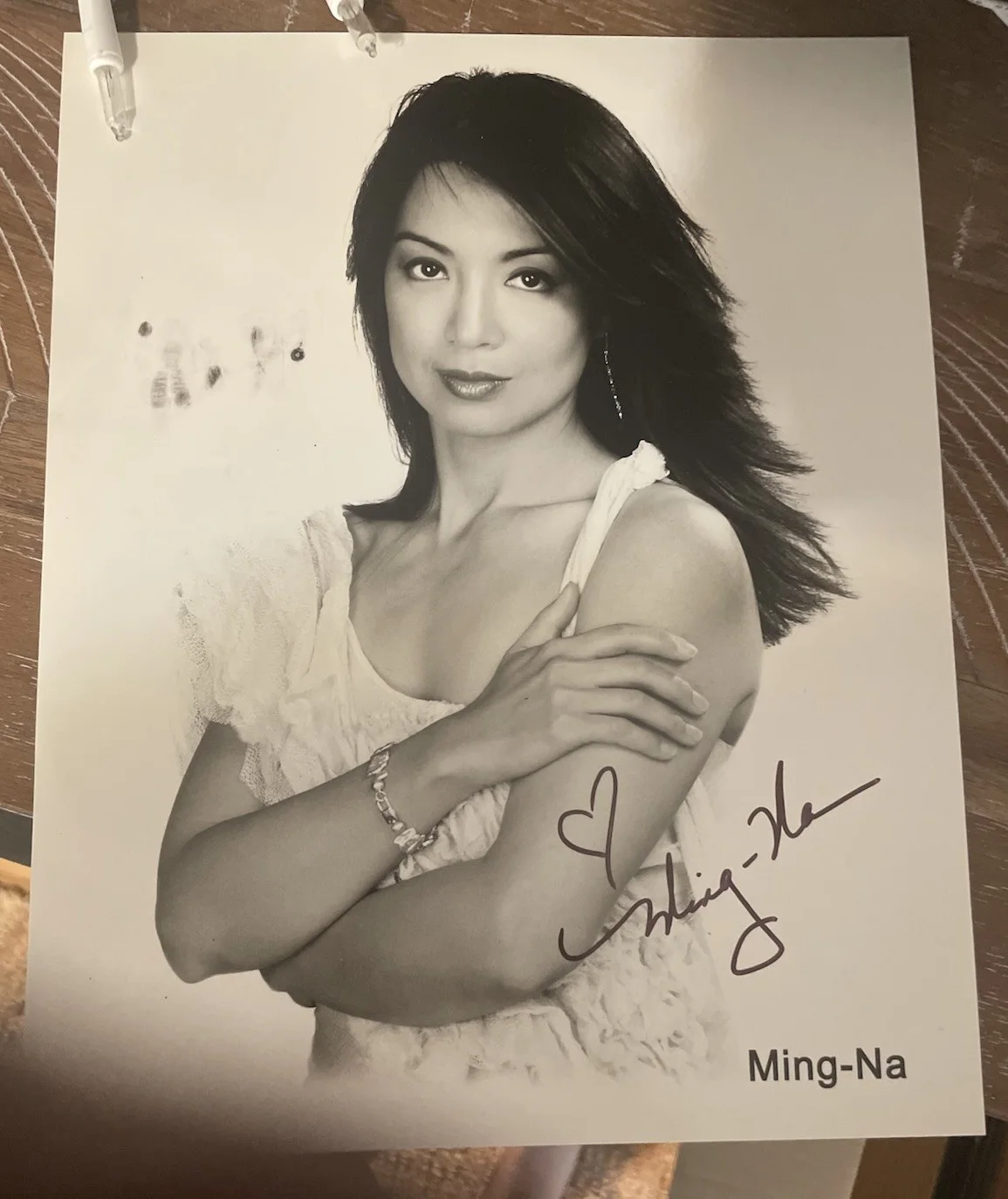 Ming-Na Wen — Ming-Na Wen Autograph 8X10 B/W Signed Photo Mandalorian Actress Voice Of MULAN