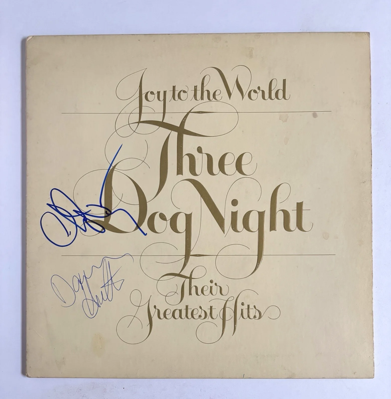 CHUCK NEGRON & DANNY HUTTON Signed THREE DOG NIGHT LP Vinyl Album Greatest Hits, изображение 2