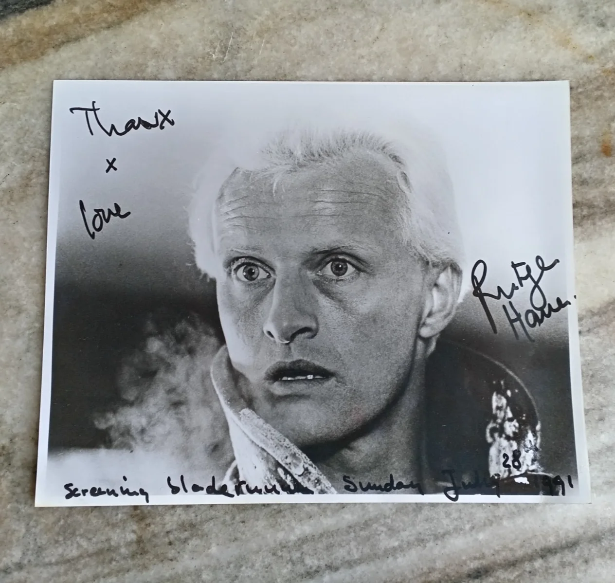 Original 1991 Signed B/W Photo of Rutger Hauer in Ridley Scott's Blade Runner, изображение 3