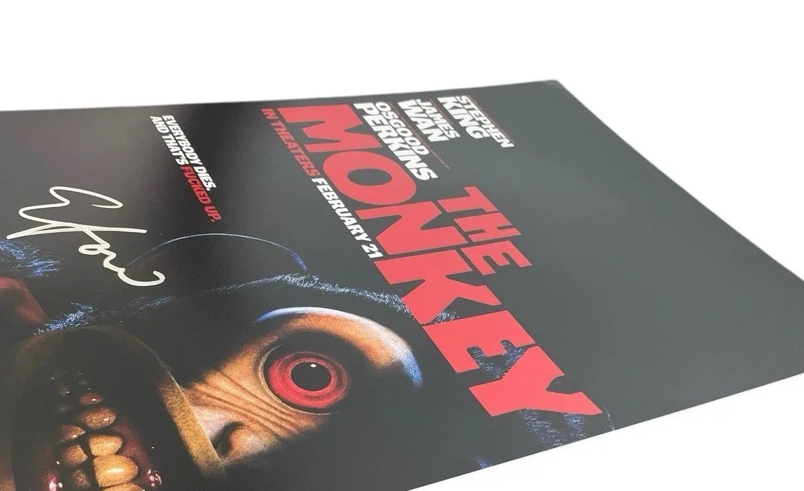 Elijah Wood — ELIJAH WOOD SIGNED AUTOGRAPH “THE MONKEY” 12x18 PHOTO MOVIE POSTER JSA CERT COA, изображение 5