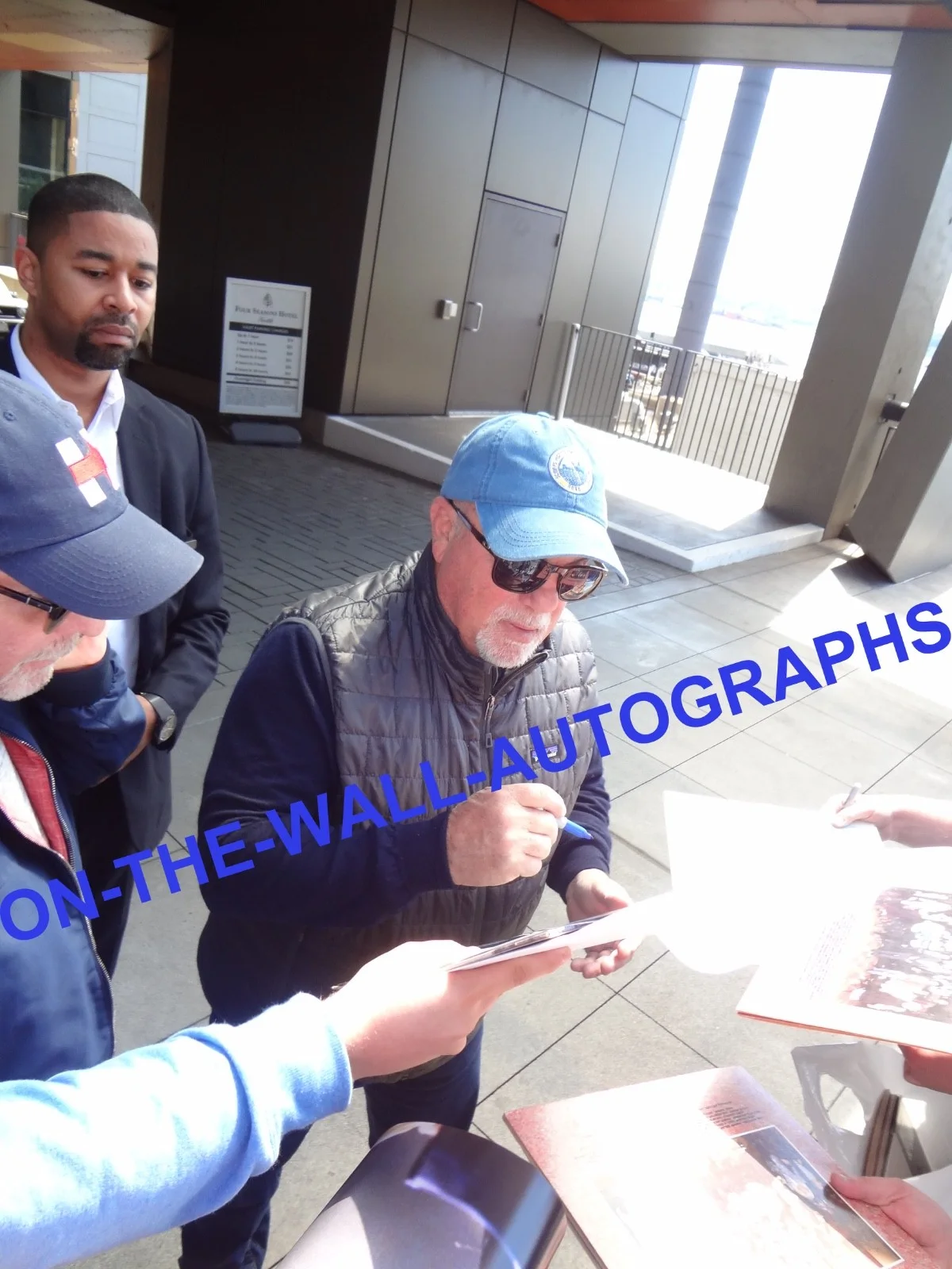 BILLY JOEL HAND SIGNED AUTOGRAPHED PIANO MAN ALBUM BRAND NEW MINT COND W/ PROOF!, изображение 3
